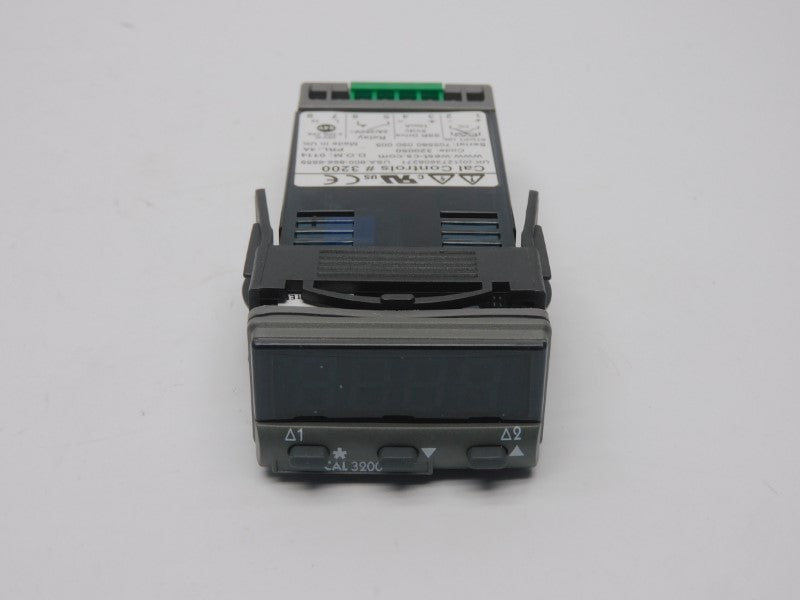 CAL CONTROLS 320050 250V 4A NSMP