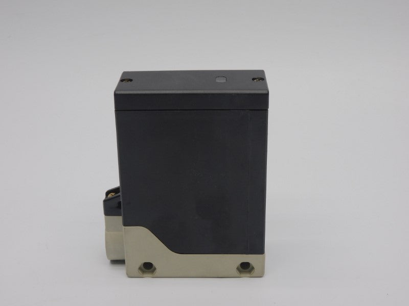 TELEMECANIQUE XUE-T10031H7 250V 2A UNMP