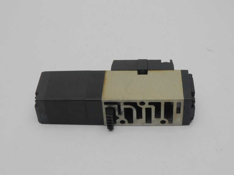 SMC NVFS2100-3FZ 94-138VAC UNMP