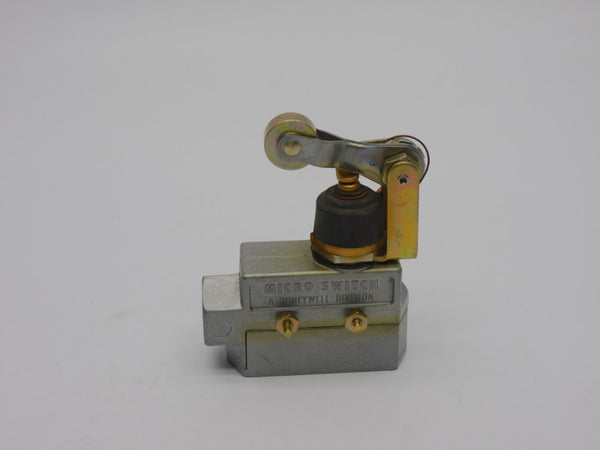 MICRO SWITCH BZE6-2RN2 480VAC 15A (GREY) NSNP