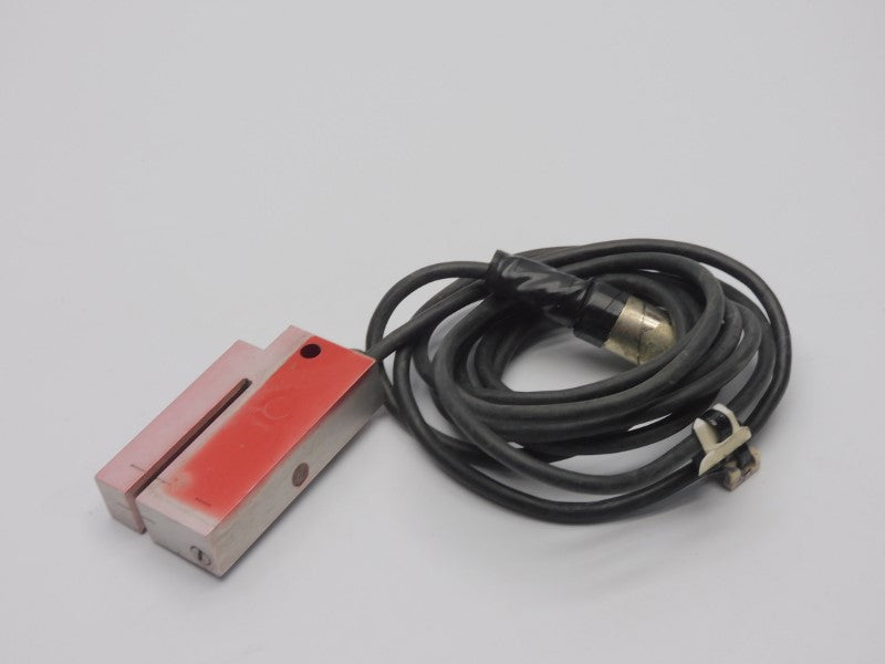 LEUZE ELECTRONIC GS05/24GD 10-30VDC UNMP