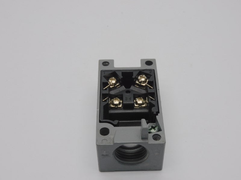 RECEPTACLE E51RA SER. A1 UNMP