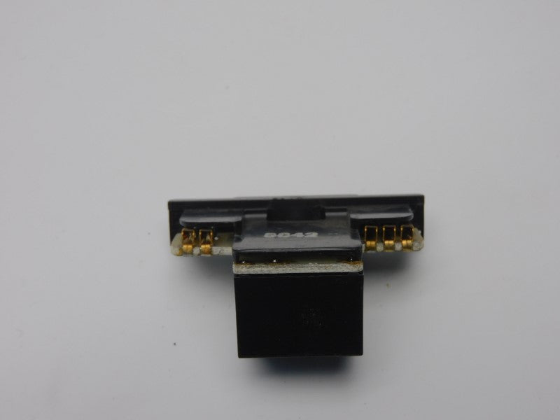 ECA 8-590 240VAC 2A UNMP
