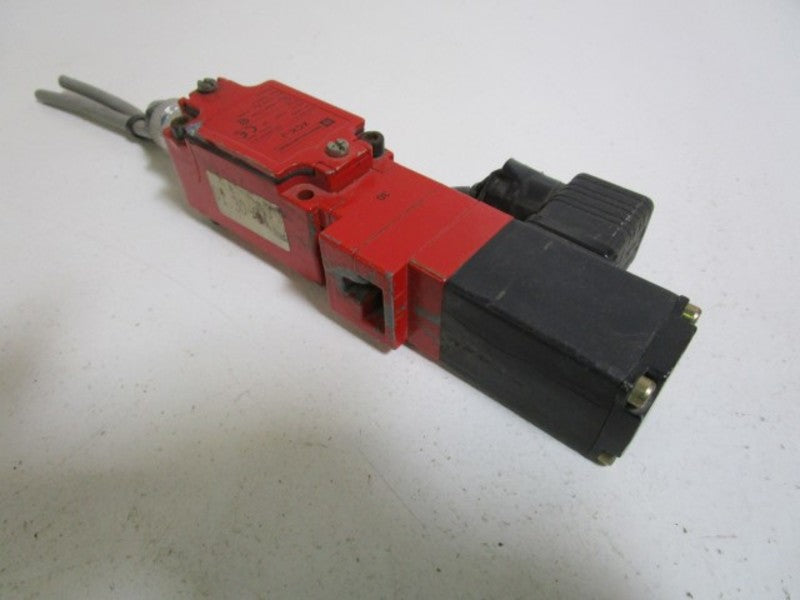 TELEMECANIQUE XCKJ1424296001 UNMP