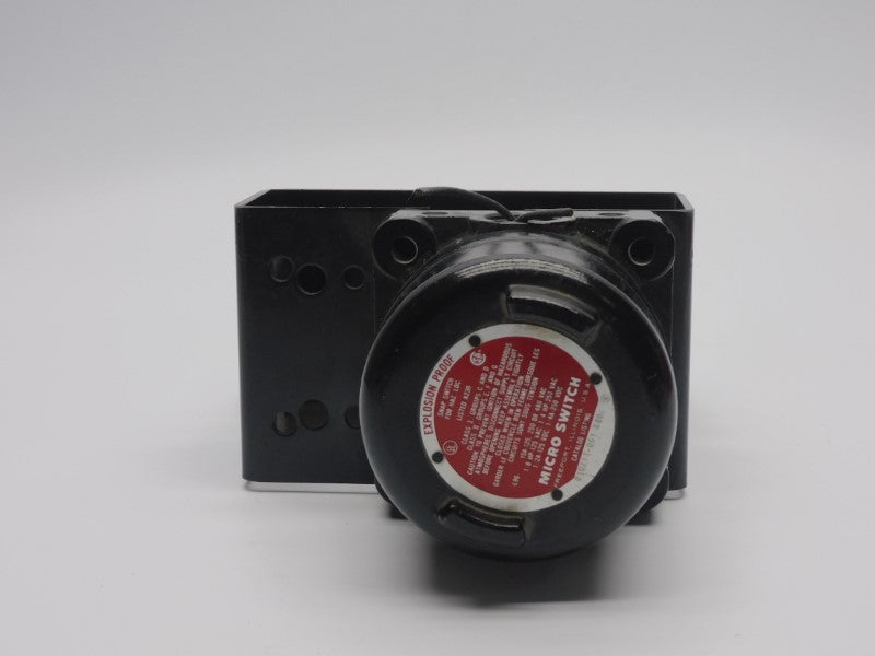 WORCESTER CONTROLS 10R39SNM1R3 120PSI (AS IS) UNMP