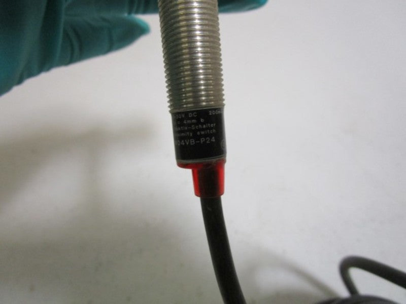 WENGLOR PROXIMITY SENSOR IW04VB-P24 UNMP