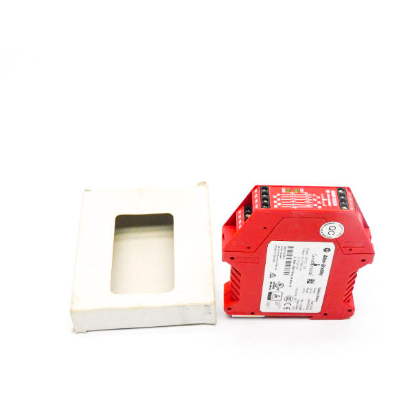 ALLEN BRADLEY 440R-E23192 MSR132ED SER. A 250V 6A 0.5S (WH) NSMP