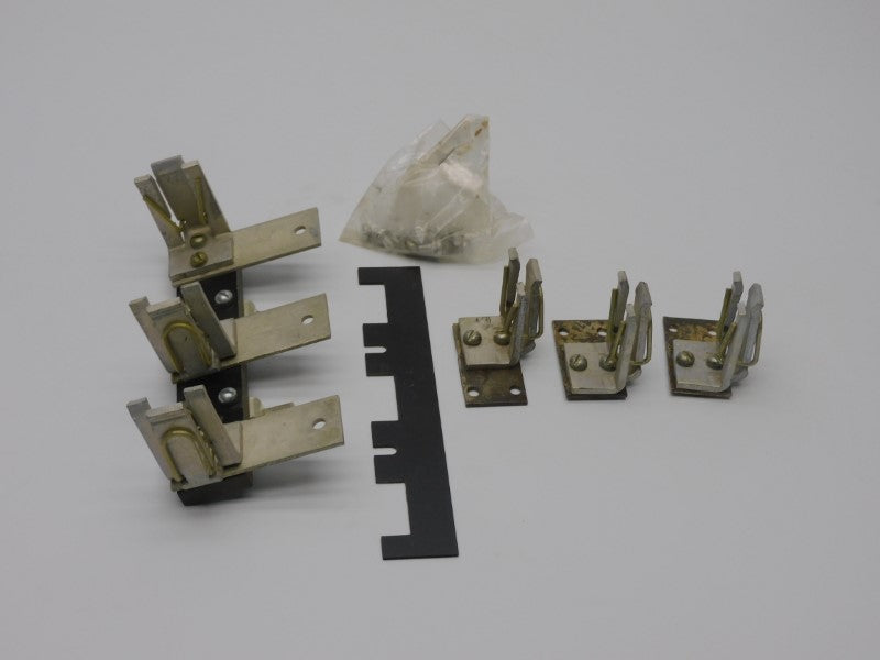GENERAL ELECTRIC THC3324 250V 200A (AS PICTURED) NSMP
