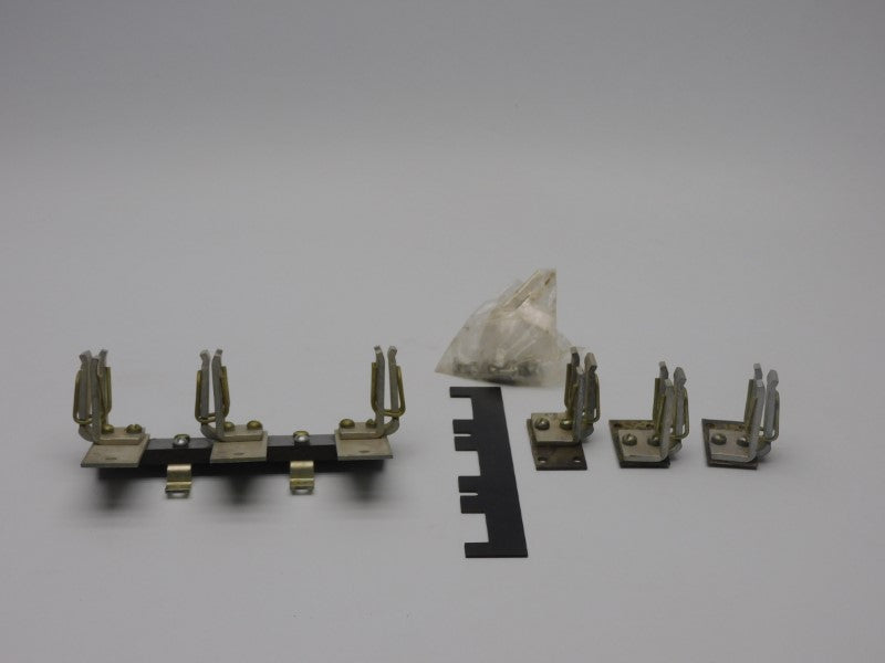 GENERAL ELECTRIC THC3324 250V 200A (AS PICTURED) NSMP