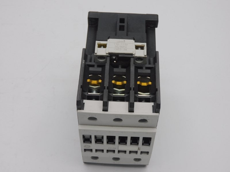 GENERAL ELECTRIC CL08A300M 110-115V 110A UNMP