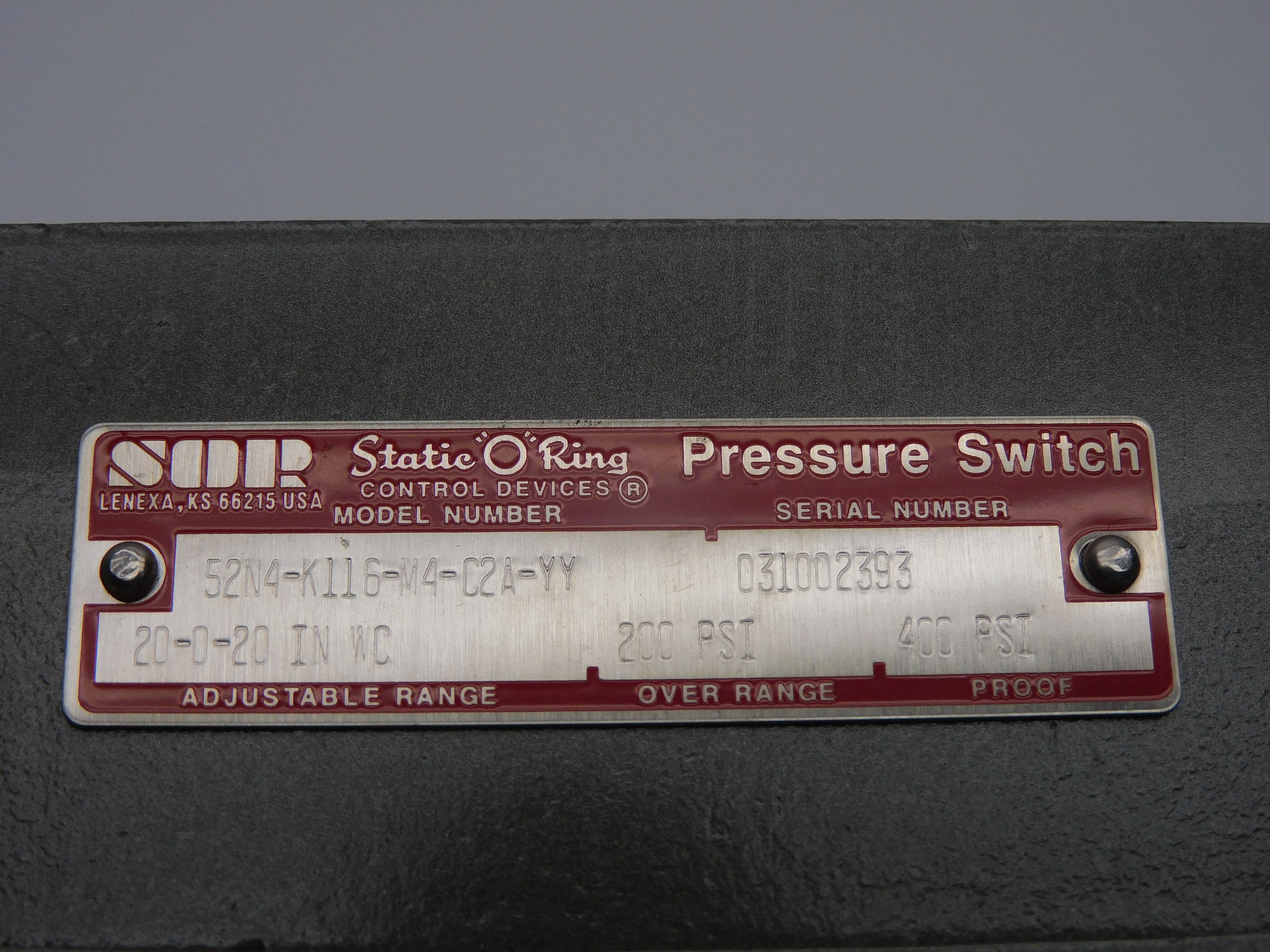 SOR 52N4-K116-M4-C2A-YY 200PSI NSNP