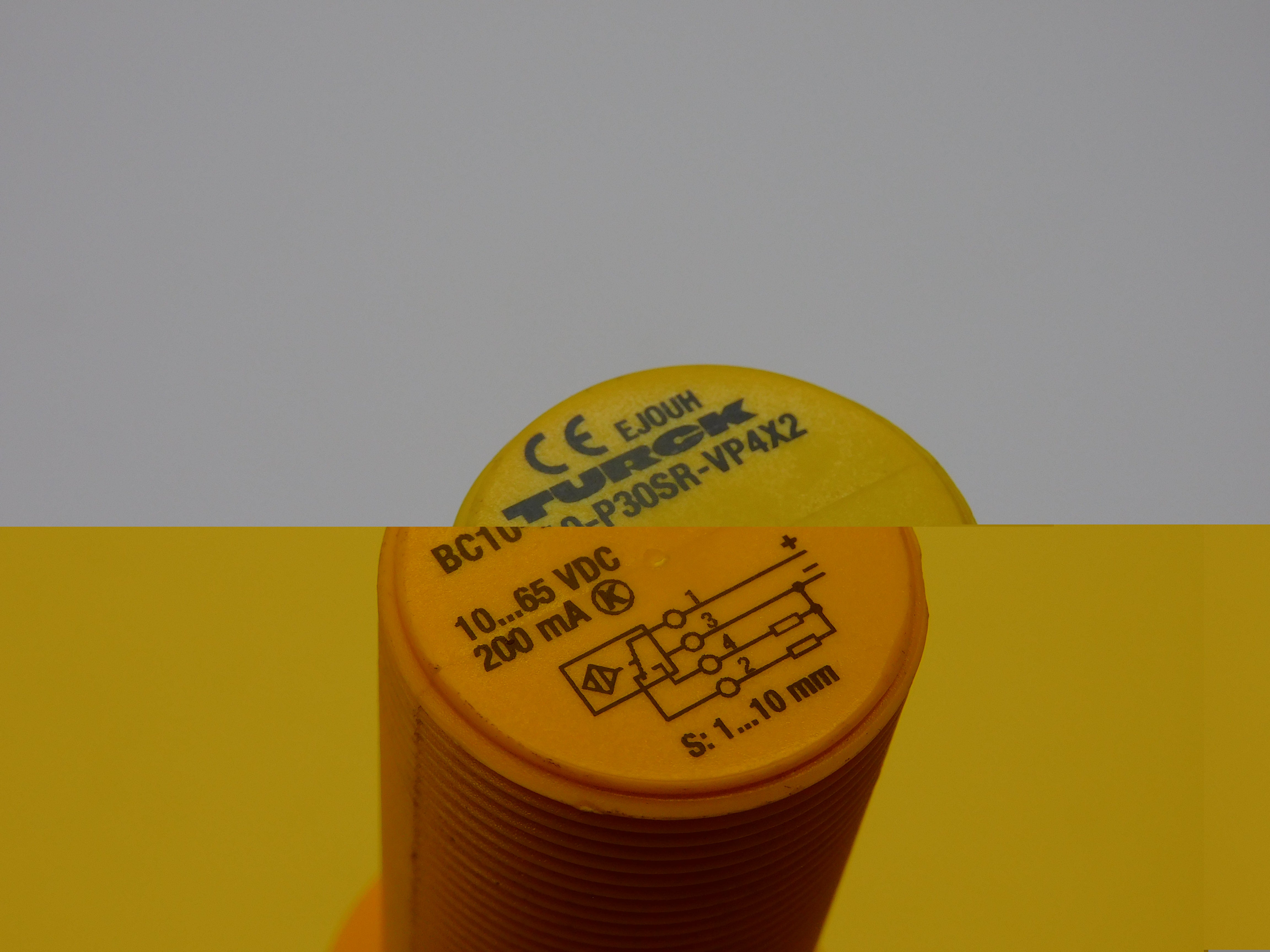 TURCK BC10-P30SR-VP4X2 10-65VDC UNMP