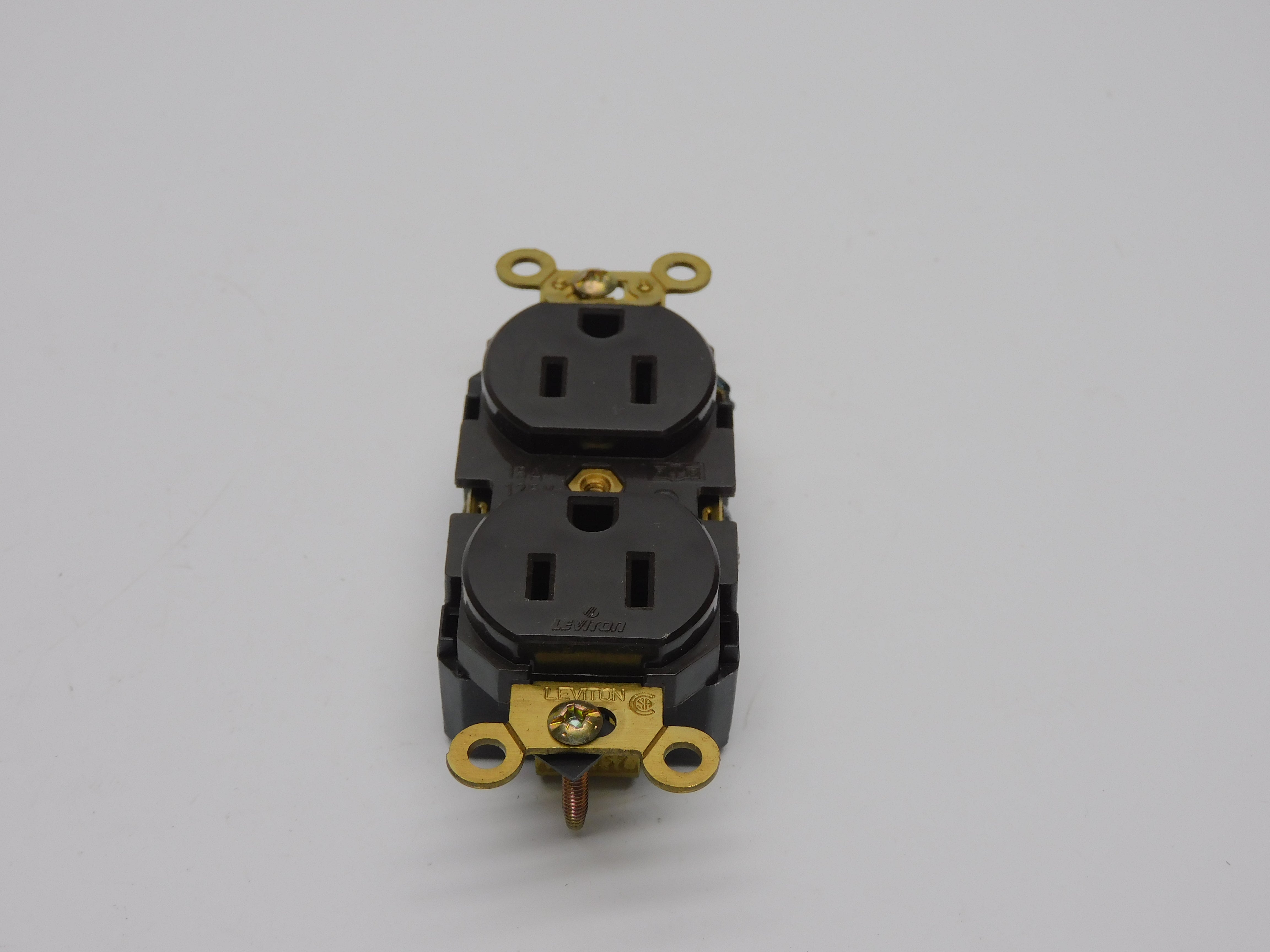 LEVITON 5262 125V 15A NSMP