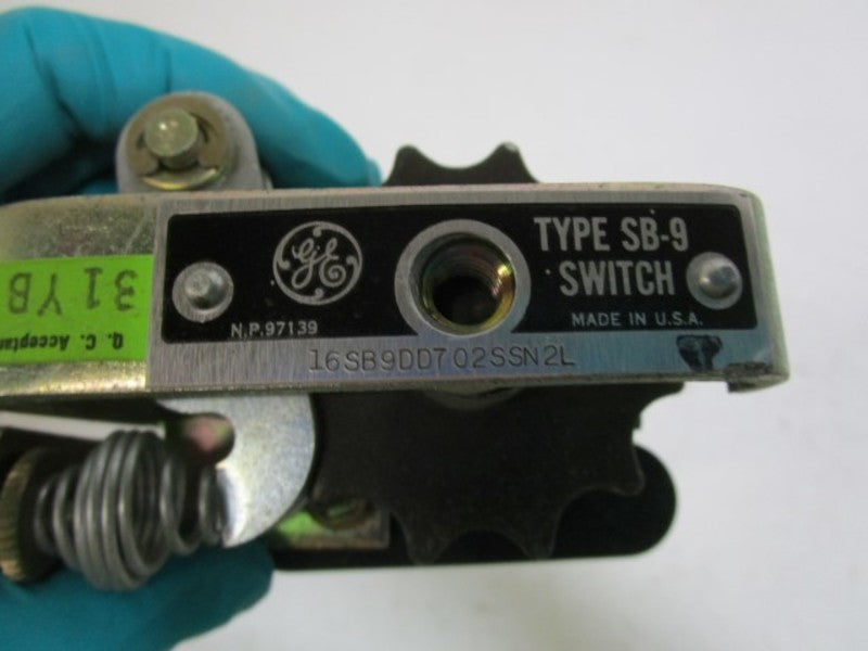 GENERAL ELECTRIC 16SB9DD702SSN2L (AS PICTURED)  NSNP