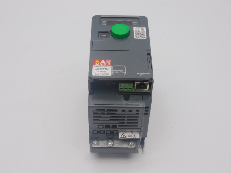 SCHNEIDER ELECTRIC ATV320U04M2C 200-240V 5.9A NSMP