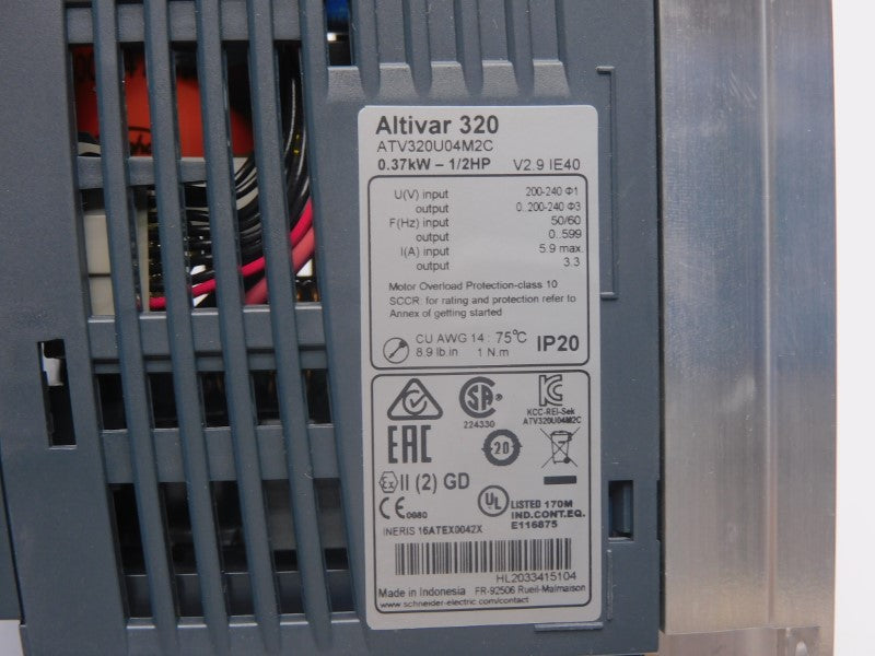 SCHNEIDER ELECTRIC ATV320U04M2C 200-240V 5.9A NSMP