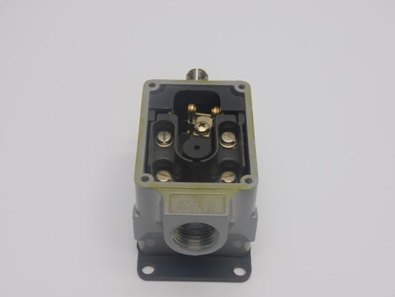NAMCO CONTROLS EA080-12100 4494G122265 (AS IS) UNMP