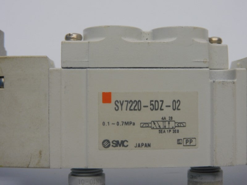SMC SY7220-5DZ-02 24VDC UNMP