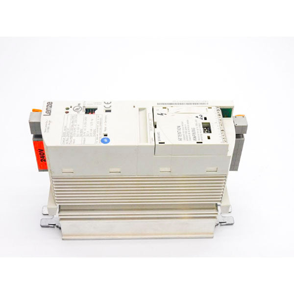 LENZE E82EV551S2B 230/240V 6.0A UNMP
