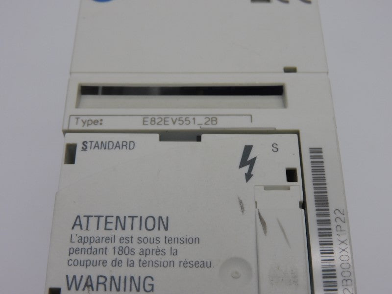 LENZE E82EV551S2B 230/240V 6.0A UNMP