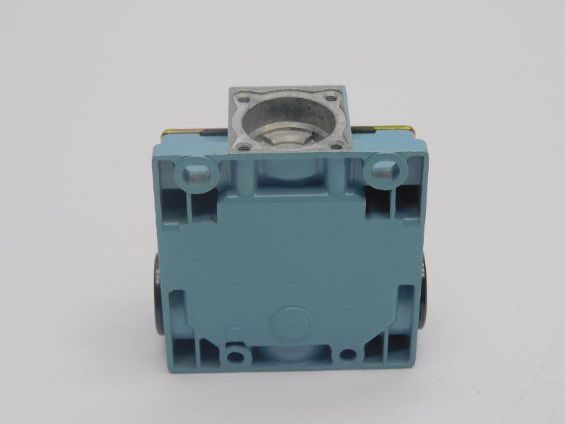 TELEMECANIQUE XCK-M ZCK-M1H7 500V 10A NSNP