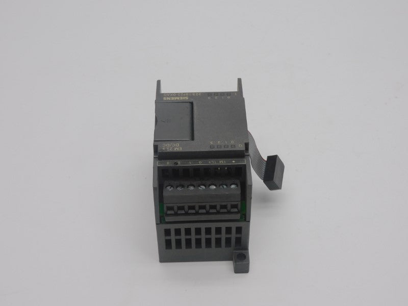 SIEMENS 6ES7223-1BF22-0XA0 24VDC 0.75A (NO DOOR) UNMP