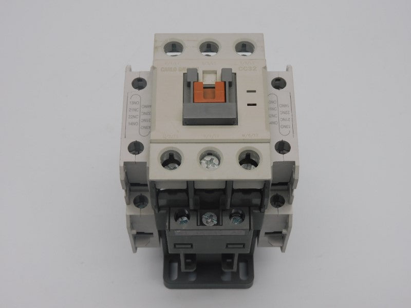CARLO GAVAZZI CC32SD24 24VDC NSNP