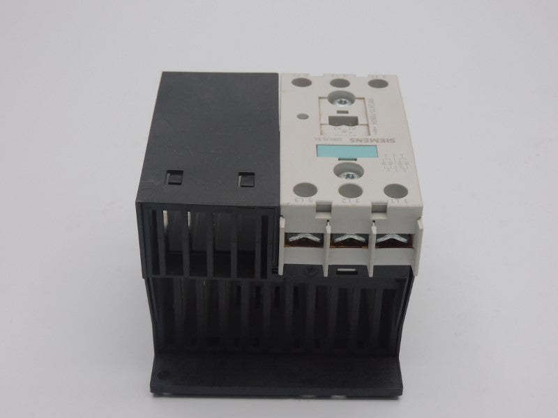 SIEMENS 3RF2410-1BB04 24VDC (AS PICTURED) NSNP