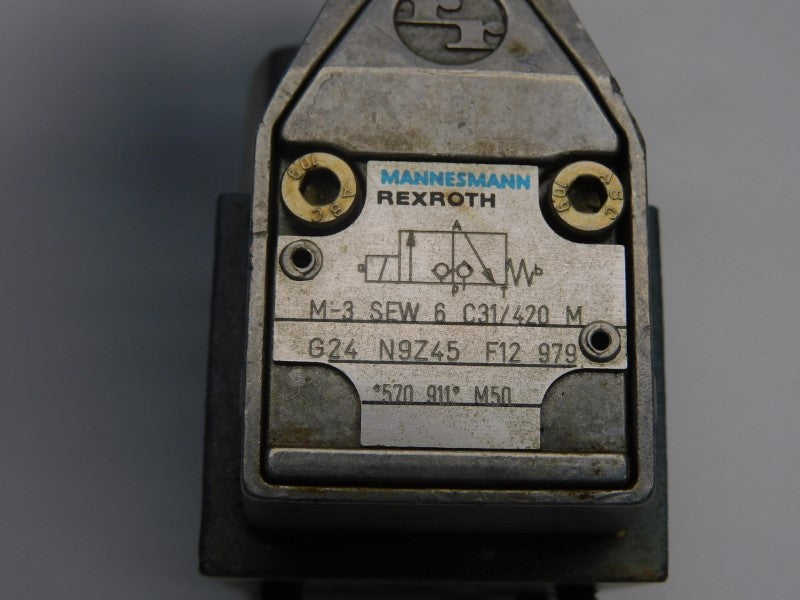 REXROTH M3SEW6C31/420M G24N9Z45F12979 (AS IS) UNMP