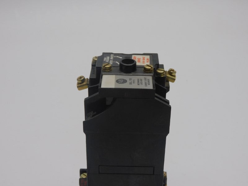 ALLEN BRADLEY 700-P400A1 SER. B 110/115-120V 60A (AS PICTURED) UNMP