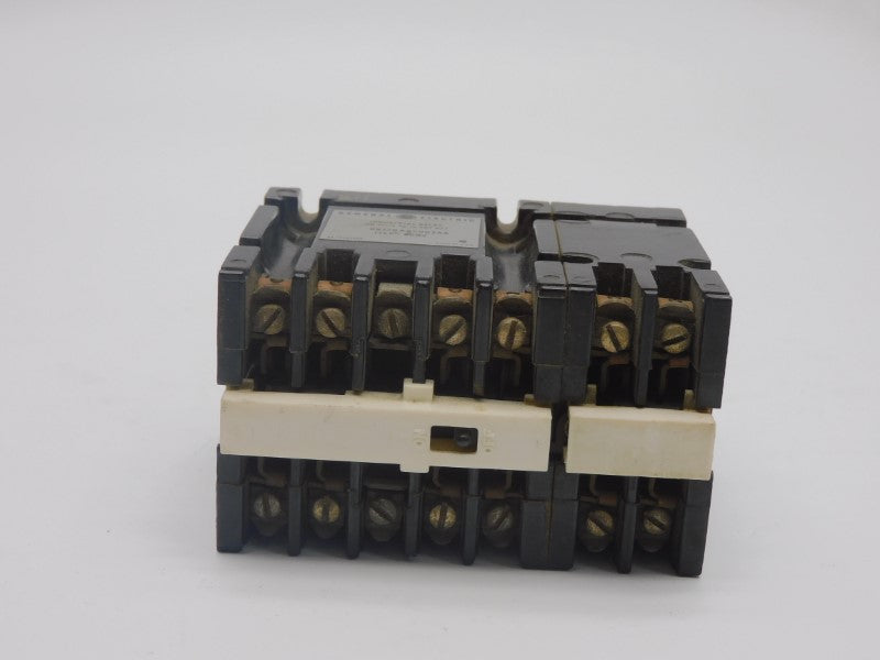 GENERAL ELECTRIC CR120A06002AA 115V 10A UNMP