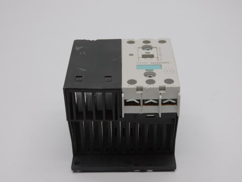 SIEMENS 3RF2410-1BB04 24VDC (AS PICTURED) NSNP