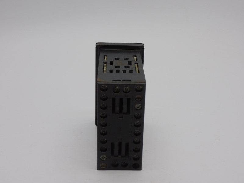 WATLOW CONTROLS 988A-10DA-AARR UNMP