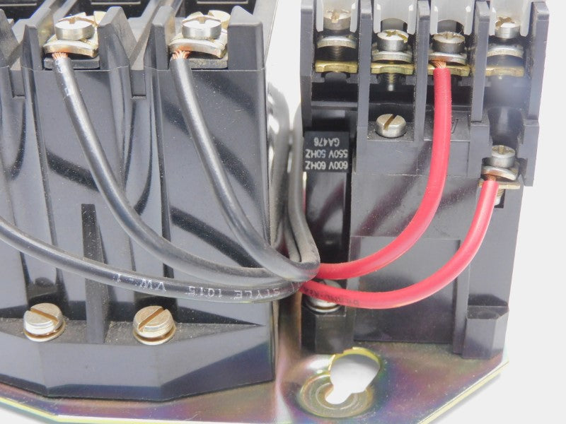 ALLEN BRADLEY 509-TOC SER. B 550/600V 9A UNMP