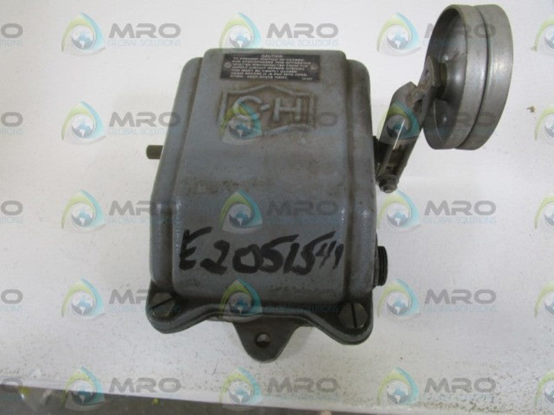 CUTLER HAMMER 14977E32  UNMP