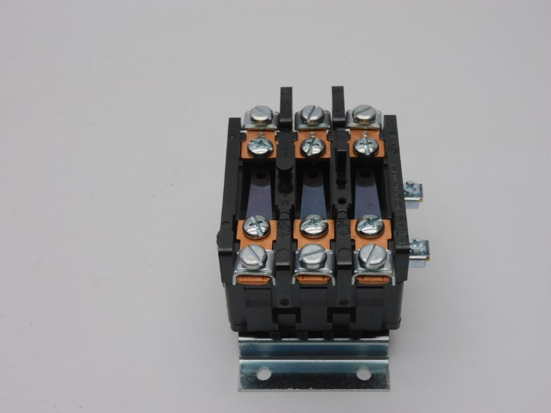 SIEMENS 48DC38AA4 600VAC 30A NSMP