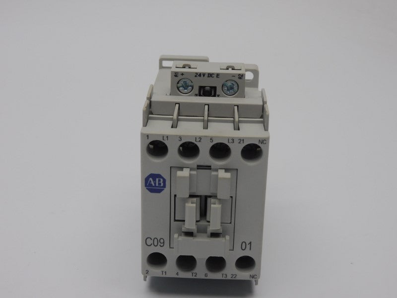 ALLEN BRADLEY 100-C09EJ01 SER. A 24VDC 32A (WH) NSMP