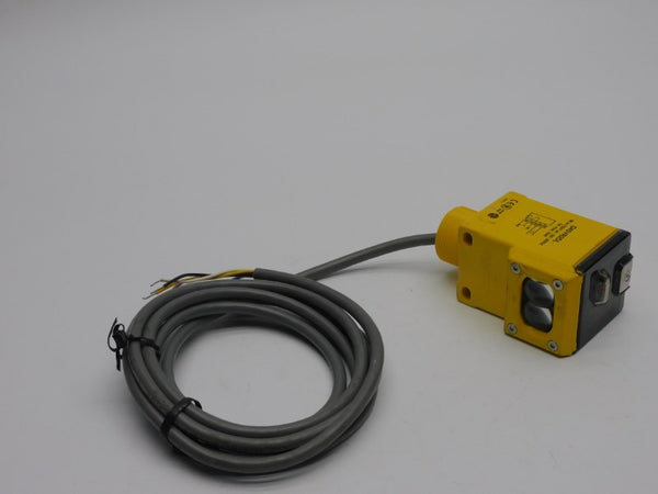BANNER ENGINEERING Q45VR2DL 90-250VAC 5A NSNP