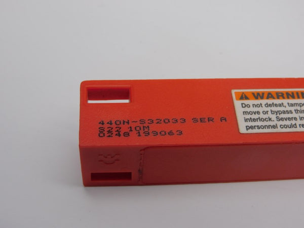 ALLEN BRADLEY 440N-S32033 SER. A NSNP