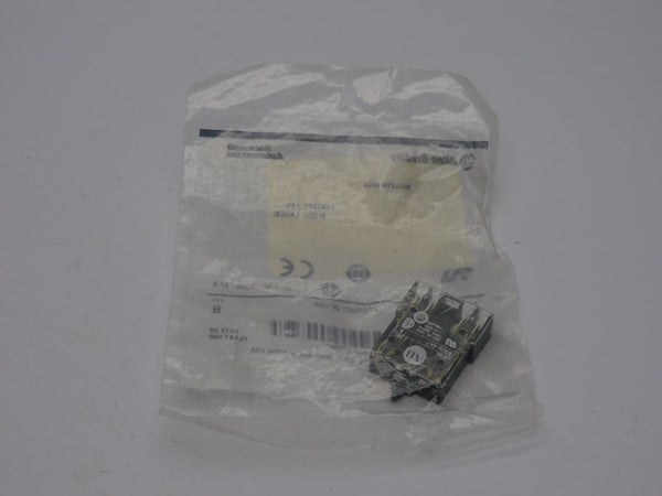 ALLEN BRADLEY 800M-XA7 SER. B NSMP