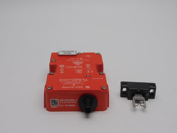 ALLEN BRADLEY 440G-TZS21UPRH SER. E F/W C 24VDC NSNP