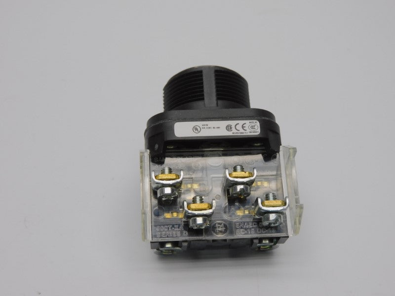 ALLEN BRADLEY 800H-AR2A SER. F (AS IS) NSMP