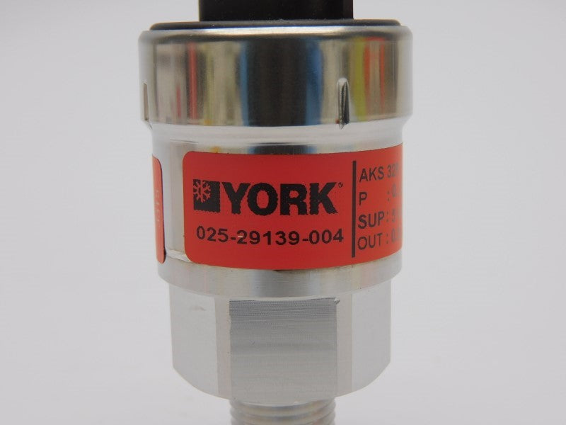 DANFOSS 060G2154 025-29139-004 5VDC 0-400PSI 1/4" NSMP