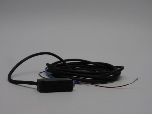 KEYENCE PZ-M61 12-24VDC UNMP