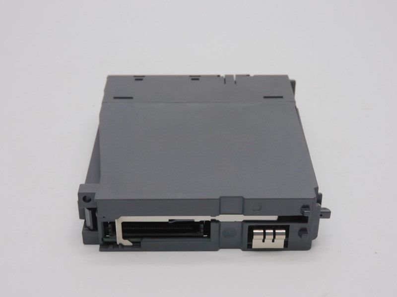 MITSUBISHI Q13UDEHCPU 5VDC 0.49A NSNP