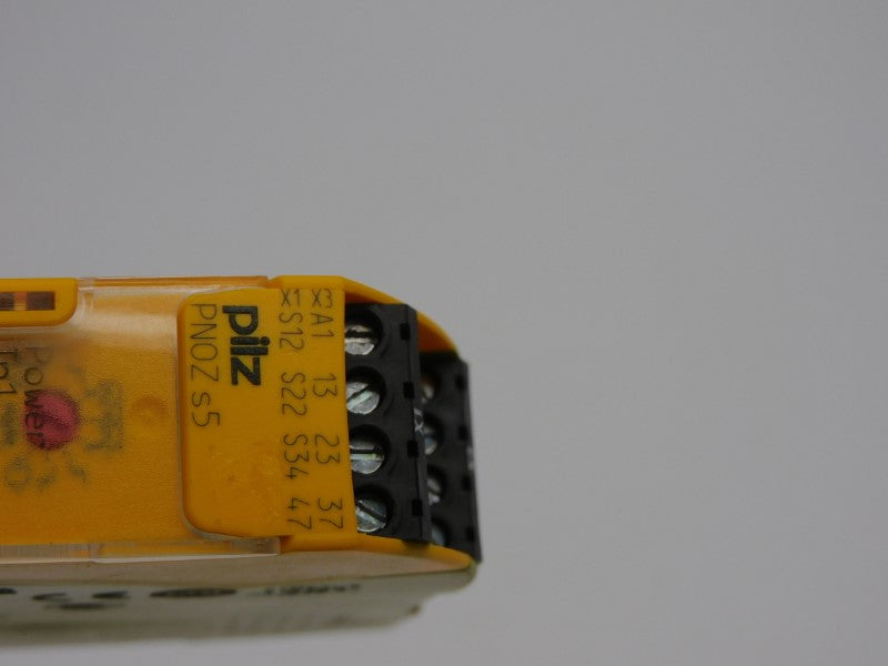PILZ PNOZS524VDC2N/O2N/OT 750105 24VDC 6.0A UNMP