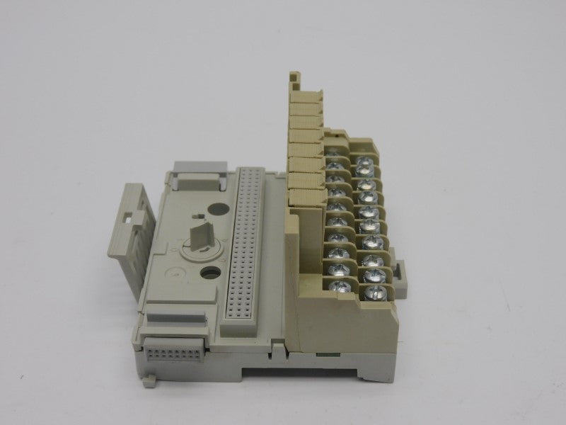 ALLEN BRADLEY 1794-TBNF SER. A REV. B01 230VAC 10A (NO COVER) UNMP