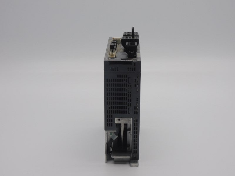 MITSUBISHI MR-J4W2-22B 200-240V 2.9/5.0A UNMP