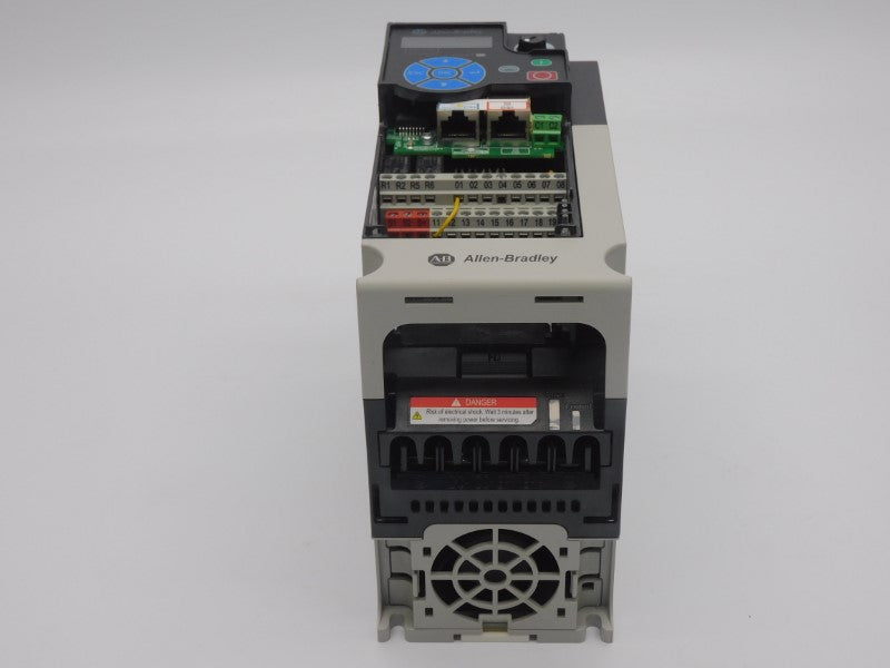 ALLEN BRADLEY 25B-A8P0N114 SER. A F/W 6.001 170-264V 8.0A (AS IS) NSMP