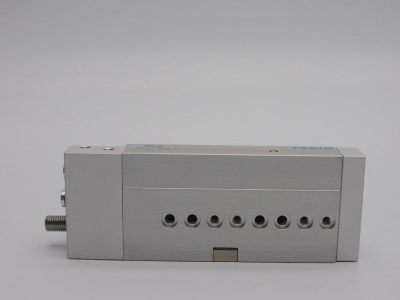 FESTO DGSL-10-40-P1A 543952 (AS IS) NSNP